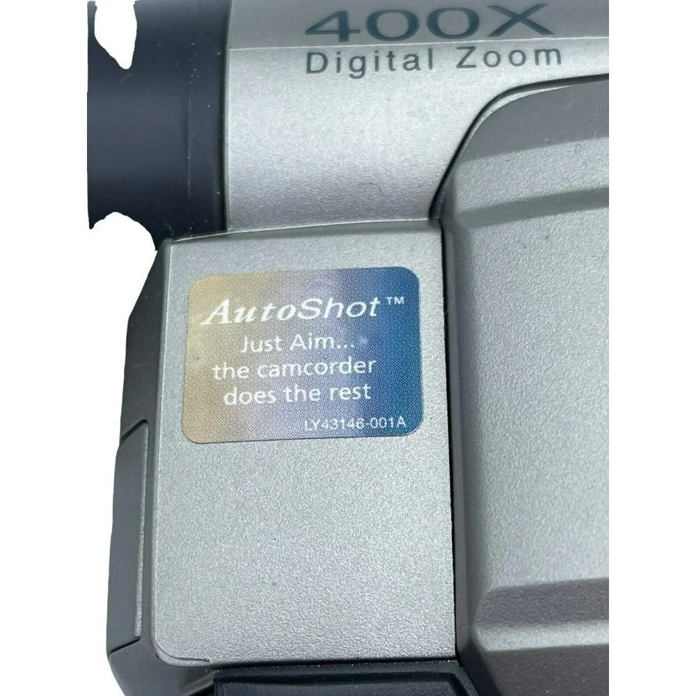 VTG RCA Autoshot 400x Digital Zoom CC6364 Camera No Charger Untested W/ Tapes
